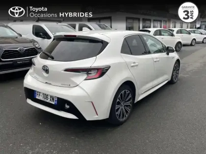 Photo 9 Toyota Corolla  122h Design