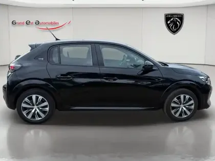 Photo 6 Peugeot 208  e- 136ch Like