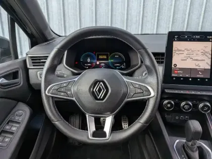 Photo 9 Renault Clio  1.6 E-Tech 145ch full hybrid esprit Alpine - 24