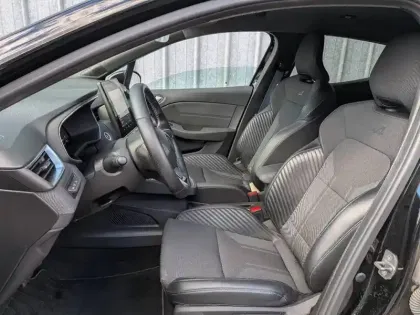 Photo 5 Renault Clio  1.6 E-Tech 145ch full hybrid esprit Alpine - 24