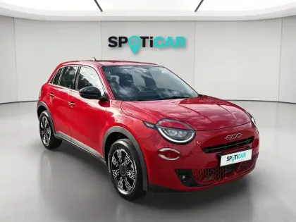 Photo 7 Fiat 600  1.2 Hybrid Turbo 145ch Pop eDCT6 Step 2