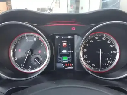 Photo 5 Suzuki Swift  1.2 Dualjet Hybrid 83ch Pack