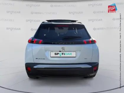 Photo 6 Peugeot 2008  e- 136ch GT