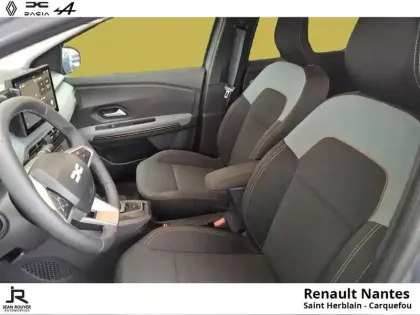 Photo 8 Dacia Jogger  1.8 hybrid 155ch Extreme 7 places - Pack Navigation