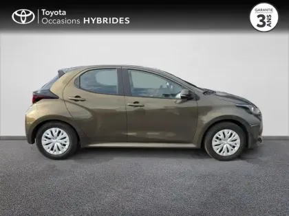 Photo 8 Toyota Yaris  116h Dynamic 5p MC24