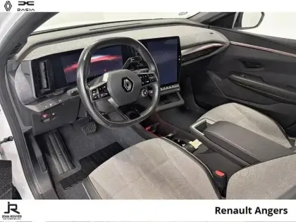 Photo 14 Renault Megane  E-Tech Electric EV60 220ch Techno super charge