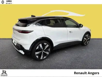 Photo 12 Renault Megane  E-Tech Electric EV60 220ch Techno super charge
