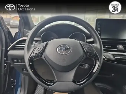 Photo 8 Toyota C-HR  1.8 Hybride 122ch Dynamic