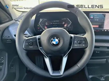 Photo 7 BMW Serie 1 Série 1 120A 170ch M Sport Design DKG7