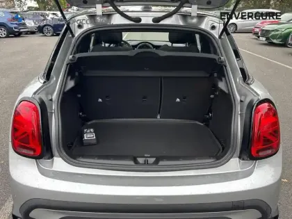 Photo 6 Mini Mini  5 Portes Cooper 136ch Edition Premium Plus BVA7