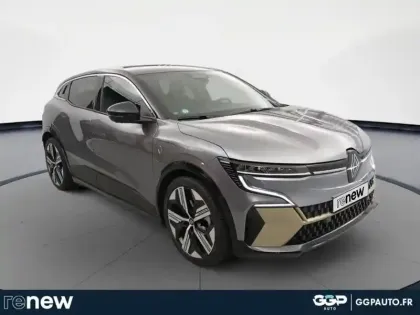 Photo 6 Renault Megane  E-Tech Electric 220ch Iconic autonomie confort -24
