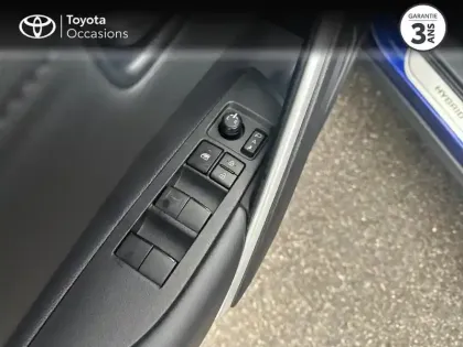 Photo 13 Toyota Corolla  cross 1.8 140ch Design