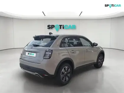 Photo 6 Fiat 600  1.2 Hybrid Turbo 145ch Pop eDCT6 Step 2