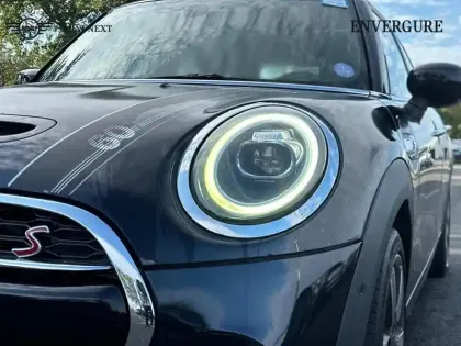 Photo 9 Mini Mini  5 Portes Cooper S 192ch Edition 60 Years BVA7 119g