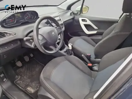 Photo 8 Peugeot 208  PureTech 68ch BVM5