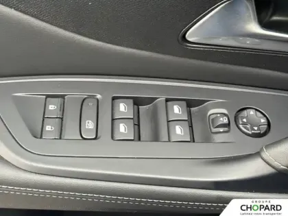Photo 23 Peugeot 308  PHEV 180 e-EAT8