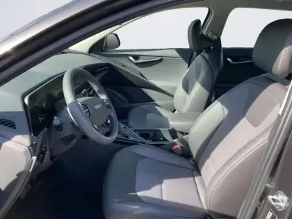 Photo 8 Kia Niro  1.6 GDi 138 ch HEV DCT6