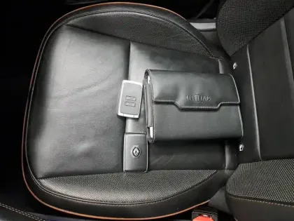 Photo 41 Renault Captur  TCe 130 EDC FAP
