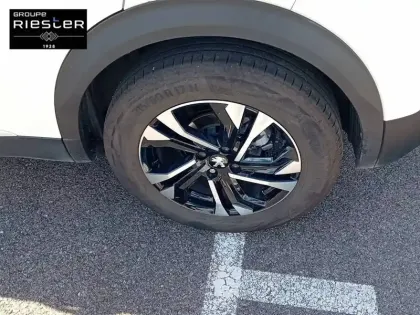 Photo 12 Peugeot 2008  PureTech 130 S&S EAT8