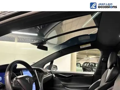 Photo 20 Tesla Model X  75D Dual Motor