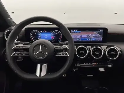 Photo 21 Mercedes Classe A  180