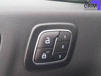 Photo 22 Ford Kuga  2.5 Duratec 180 ch FlexiFuel FHEV E85 Powershift