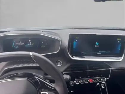Photo 7 Peugeot 2008  Electrique 136 ch