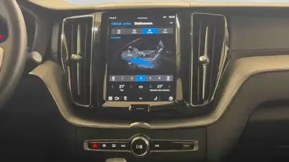 Photo 14 Volvo XC60  T6 AWD Hybride rechargeable 253 ch+145 ch Geartronic 8