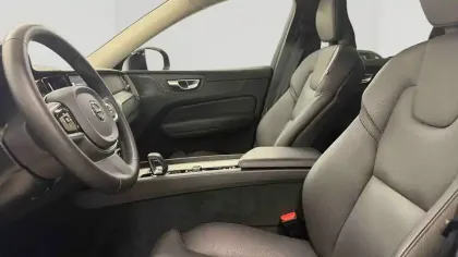 Photo 6 Volvo XC60  T6 AWD Hybride rechargeable 253 ch+145 ch Geartronic 8
