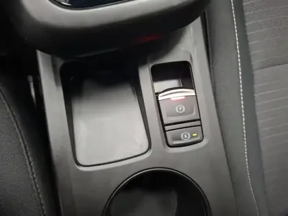 Photo 32 Renault Arkana  E-Tech full hybrid 145 GSR2