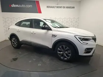 Photo 12 Renault Arkana  E-Tech full hybrid 145 GSR2