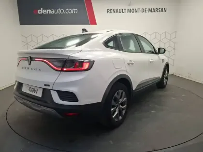 Photo 8 Renault Arkana  E-Tech full hybrid 145 GSR2