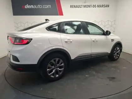 Photo 9 Renault Arkana  E-Tech full hybrid 145 GSR2