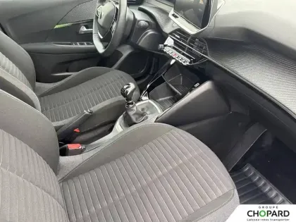 Photo 12 Peugeot 208  PureTech 100 S&S BVM6