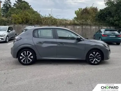 Photo 35 Peugeot 208  PureTech 100 S&S BVM6