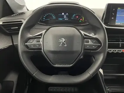 Photo 22 Peugeot 208  Electrique 50 kWh 136ch