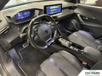 Photo 12 Peugeot 2008  PureTech 130 S&S EAT8
