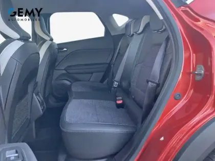 Photo 9 Renault Captur  E-Tech full hybrid 145