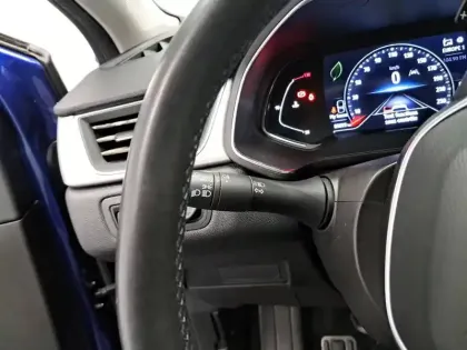 Photo 28 Renault Captur  TCe 140 EDC - 21