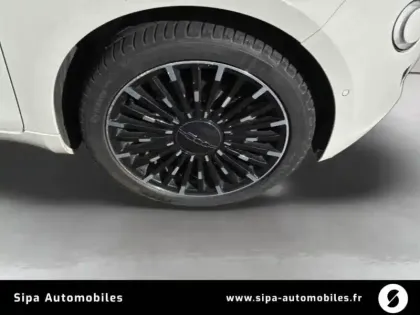 Photo 9 Fiat 500  e 118 ch LA PRIMA