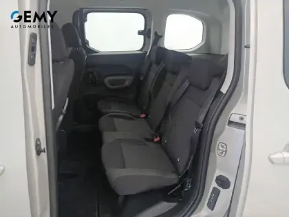 Photo 9 Peugeot Rifter  Standard PureTech 110 S&S BVM6 5pl