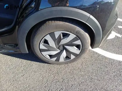 Photo 10 Renault Clio  E-Tech full hybrid 160 ch