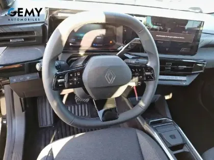 Photo 12 Renault Clio  E-Tech full hybrid 160 ch