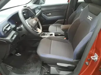 Photo 26 Dacia Duster  Hybrid 140