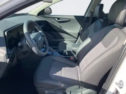 Photo 8 Kia Niro  1.6 GDi 138 ch HEV DCT6