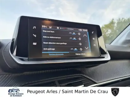 Photo 26 Peugeot 208  PureTech 75 S&S BVM5