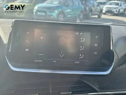 Photo 14 Peugeot 2008  PureTech 100 S&S BVM6