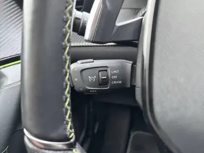 Photo 18 Peugeot 2008  BlueHDi 130 S&S EAT8