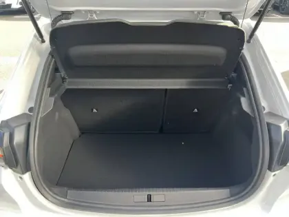 Photo 6 Peugeot 208  Hybrid 110 ch e-DCS6