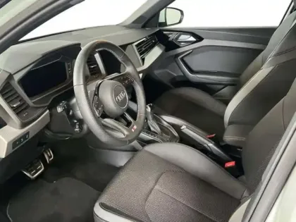 Photo 8 Audi A1 30 TFSI 116 ch S tronic 7 S line